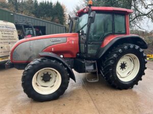 Valtra T120